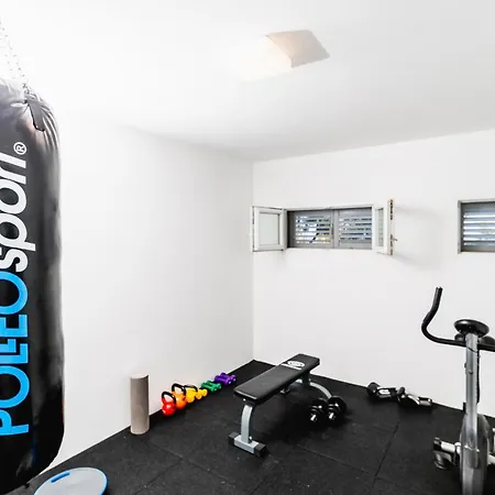 Vikendica Holiday Home Blato Prigradica *