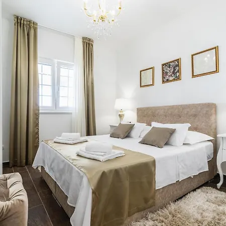 Stunning Home In Blato With Wifi Vikendica