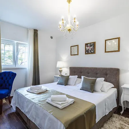 Stunning Home In Blato With Wifi * Prigradica