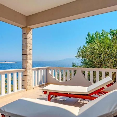Stunning Home In Blato With Wifi Vikendica *