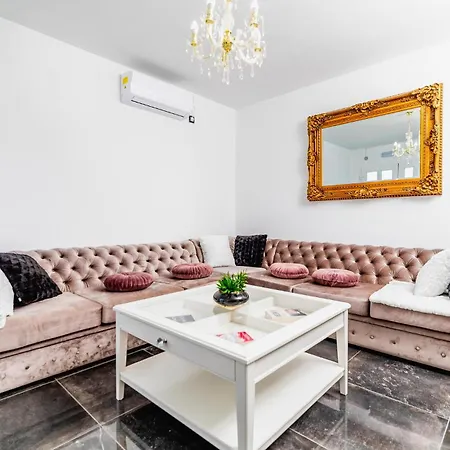 Stunning Home In Blato With Wifi Prigradica